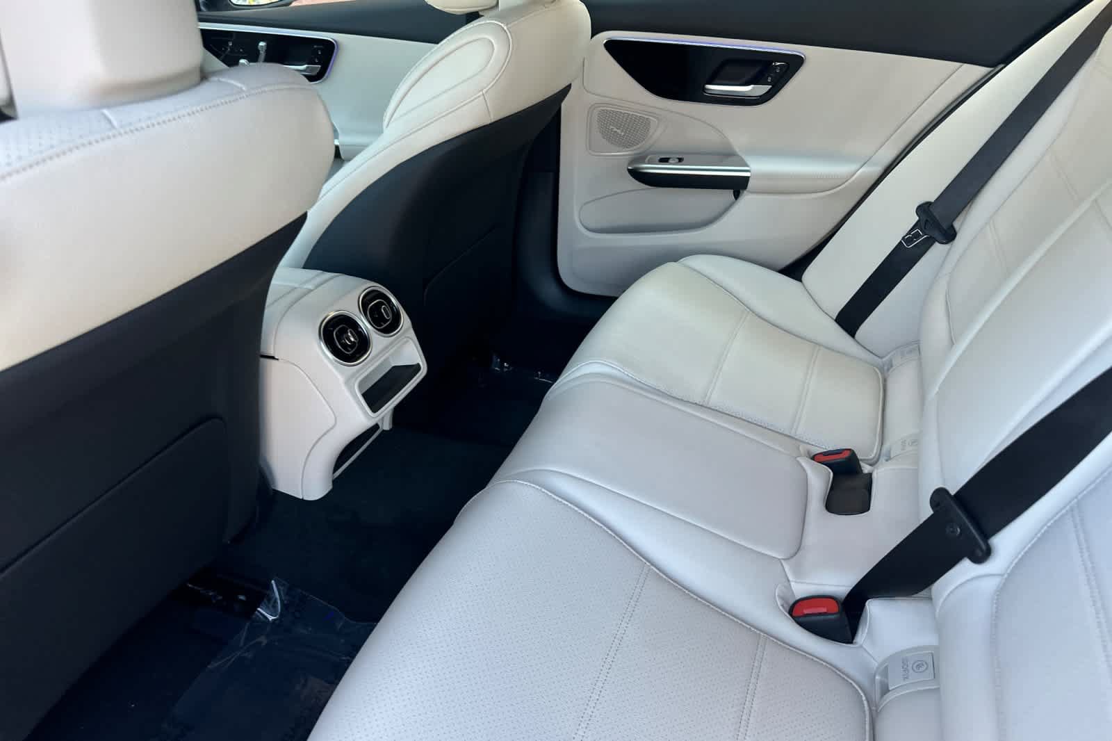 Certified 2026 Mercedes-Benz C 300 4MATIC Sedan image 11