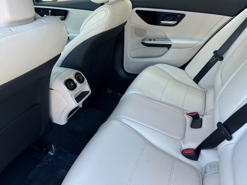 Used 2026 Mercedes-Benz C 300 4MATIC Sedan image 11