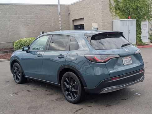 Used 2024 Honda HR-V Sport image 7