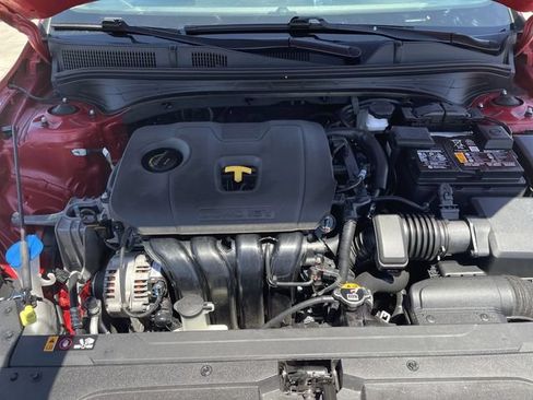 Used 2024 Kia Forte LXS FWD image 27