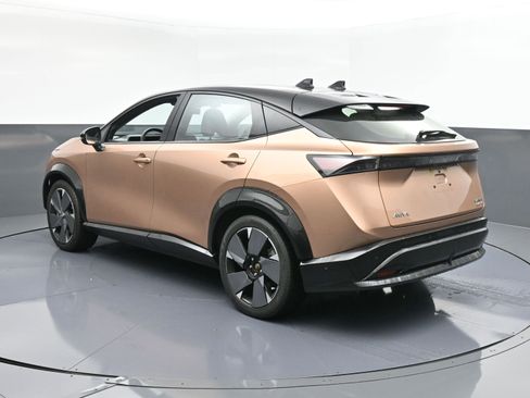 Used 2023 Nissan Ariya PLATINUM+ image 6