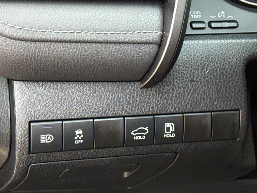 Used 2022 Toyota Camry XSE FWD image 20