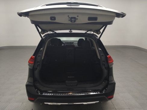 Used 2019 Nissan Rogue SV FWD image 29
