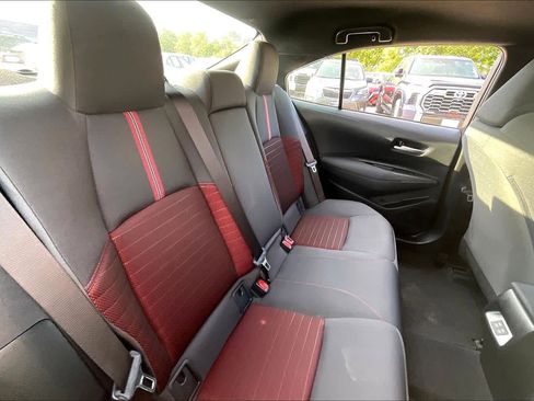 Used 2026 Toyota Corolla SE FWD image 19