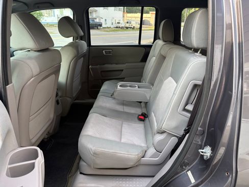 Used 2015 Honda Pilot LX image 12