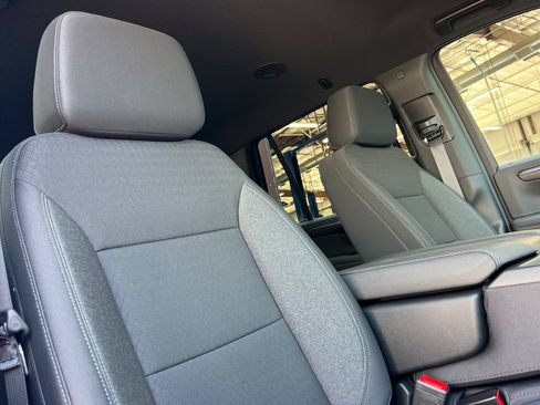 Used 2026 Chevrolet Tahoe 4WD image 23