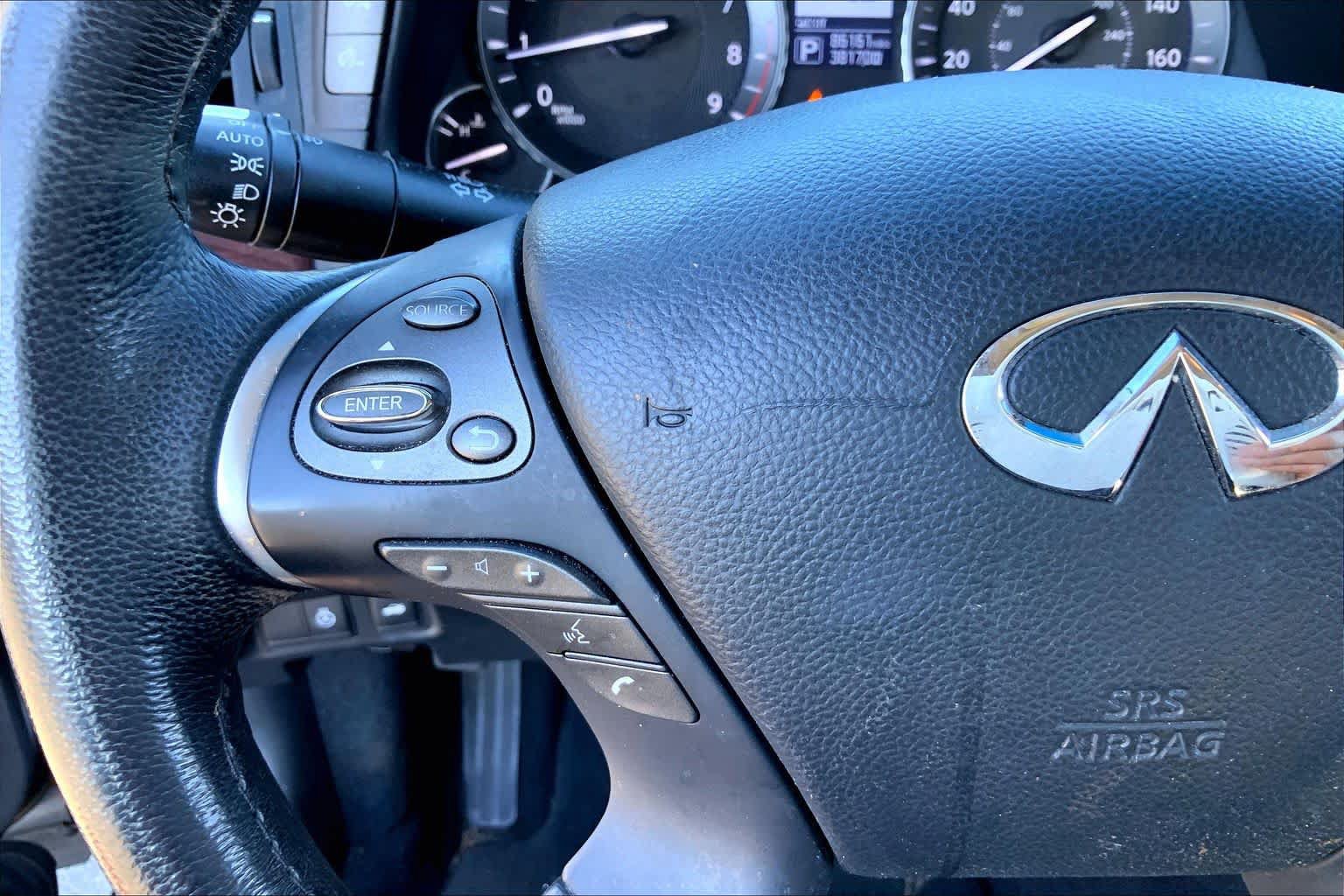 Used 2019 INFINITI Q70 L 3.7 AWD/4WD image 23