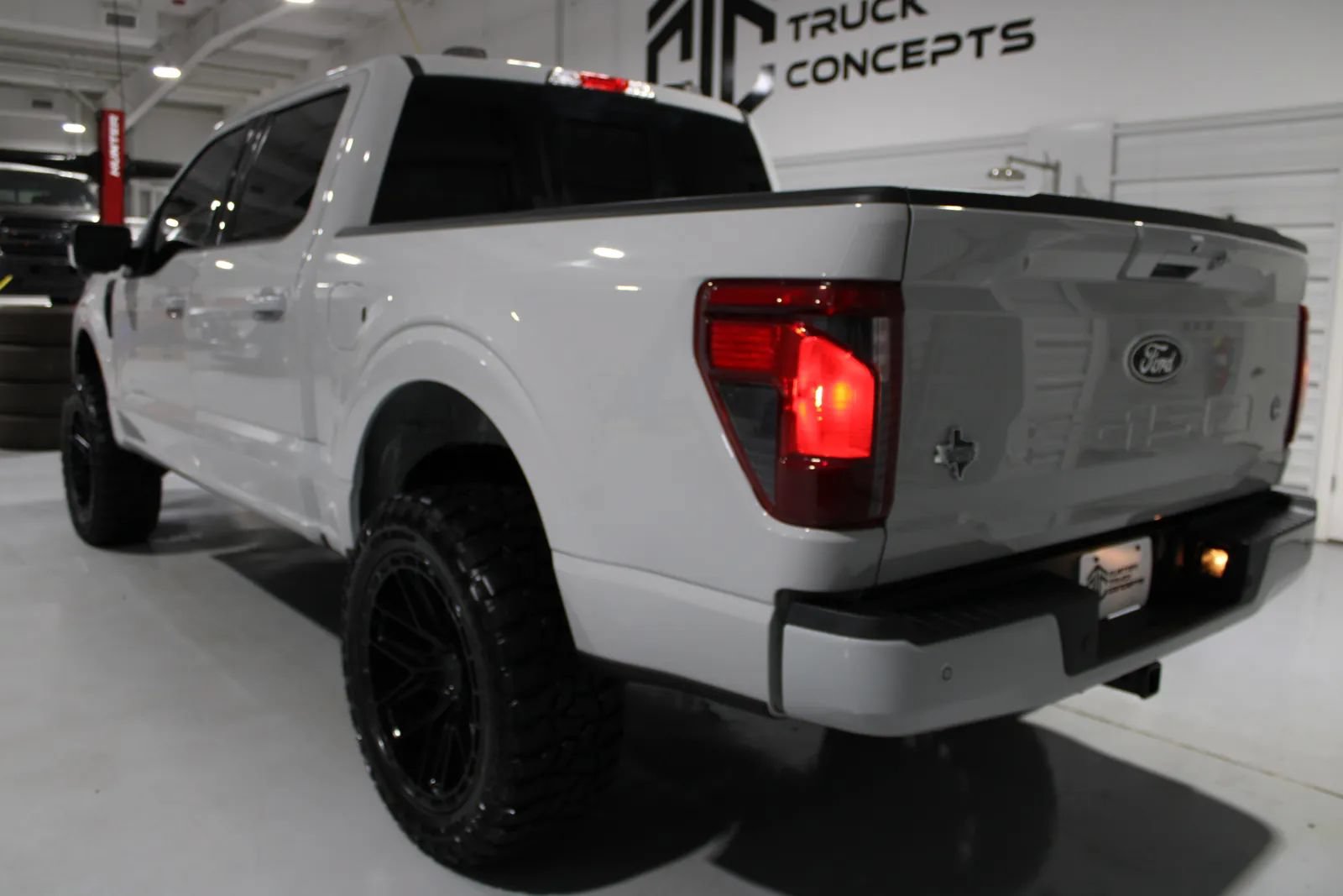 Used 2024 Ford F150 XLT w/ Equipment Group 302A MID AWD/4WD image 14