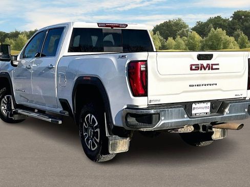 Used 2024 GMC Sierra 3500 SLT w/ SLT Premium Package image 8