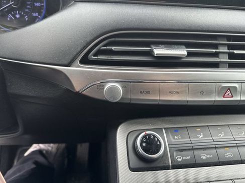 Used 2021 Hyundai Palisade SE AWD/4WD image 13