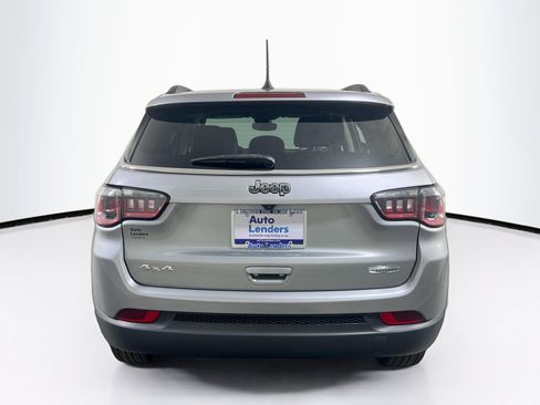 Used 2022 Jeep Compass Latitude image 6