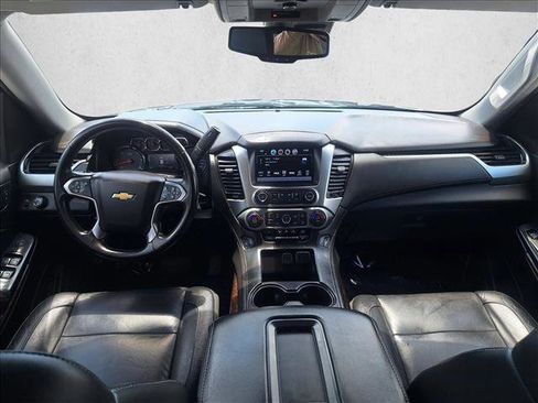 Used 2020 Chevrolet Suburban LT RWD image 16