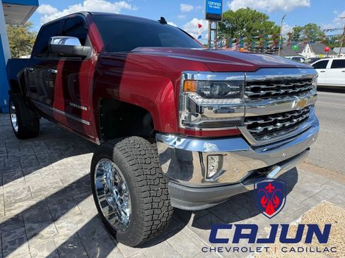 Used 2017 Chevrolet Silverado 1500 LTZ w/ LTZ Plus Package AWD/4WD image 4