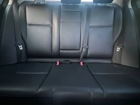 Used 2013 Mercedes-Benz C 250 Sedan image 26