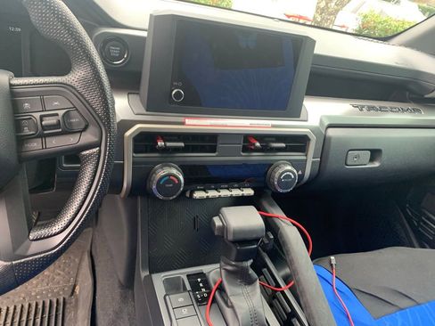 Used 2024 Toyota Tacoma SR5 image 8