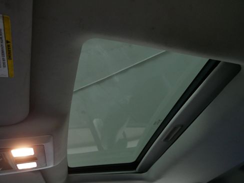 Used 2012 RAM 1500 Sport w/ Sport Premium Group image 29