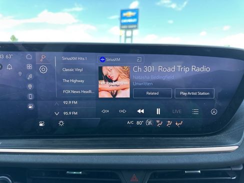 Used 2024 Buick Envision Sport Touring AWD/4WD image 35