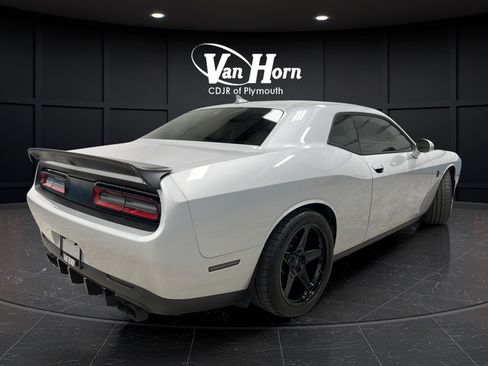 Used 2019 Dodge Challenger SRT Hellcat Redeye RWD image 7