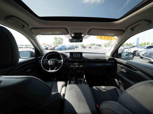 Used 2024 Honda Pilot Touring image 19