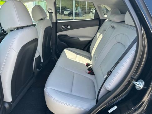 Used 2023 Hyundai Kona Limited w/ Cargo Package FWD image 32