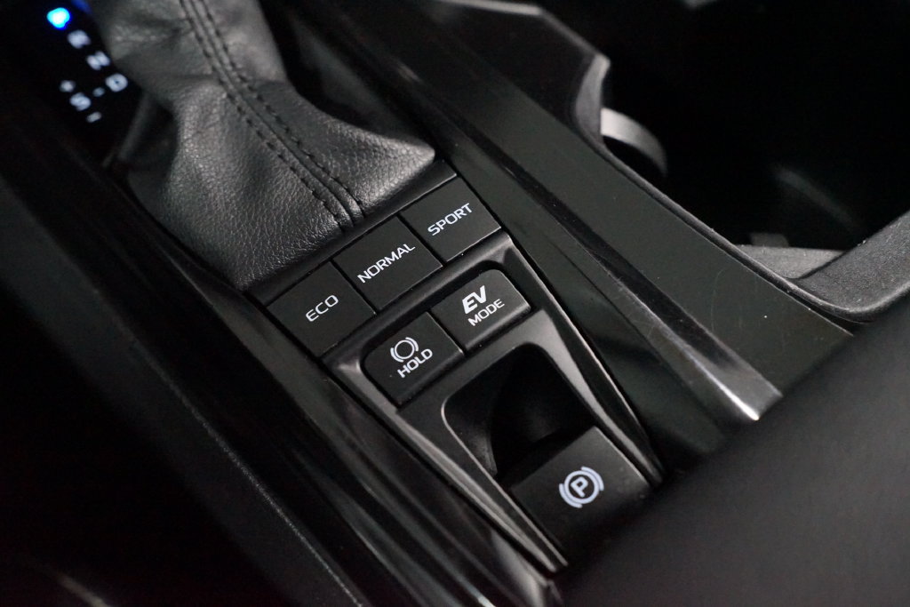 Certified 2025 Toyota Camry SE FWD image 22