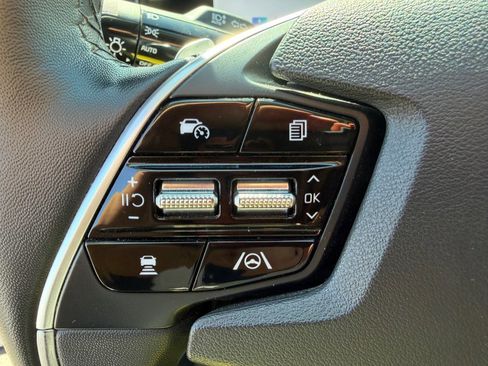 Used 2024 Kia EV6 Light AWD/4WD image 14