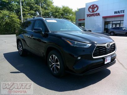 Used 2023 Toyota Highlander XLE