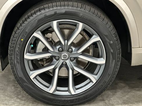 Used 2017 Volvo XC90 T6 Momentum w/ Vision Package AWD/4WD image 34