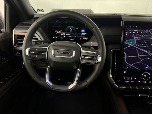 Used 2025 GMC Yukon XL Denali image 14