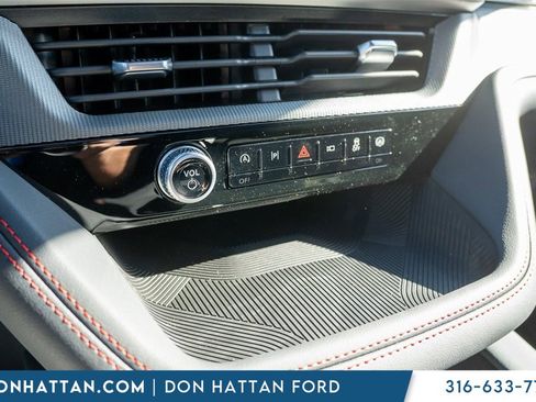 New 2026 Ford Explorer ST-Line w/ ST-Line Street Pack image 9