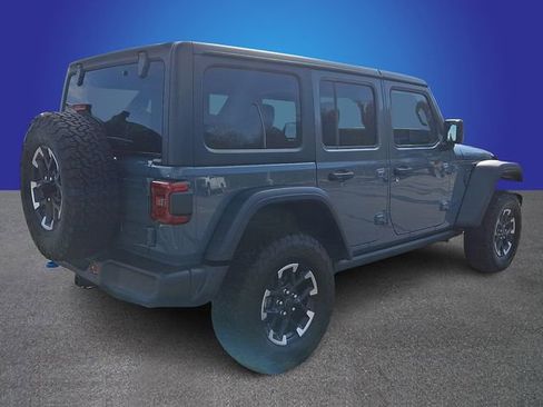 Used 2025 Jeep Wrangler Unlimited Rubicon 4xe w/ Safety Group AWD/4WD image 4