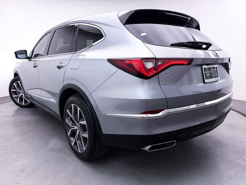 Used 2023 Acura MDX FWD w/ Technology Package image 2
