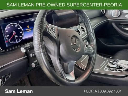 Used 2018 Mercedes-Benz E 300 4MATIC image 11