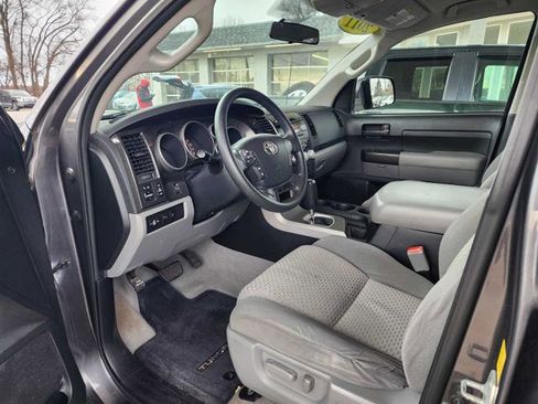 Used 2011 Toyota Tundra 4x4 Double Cab image 12