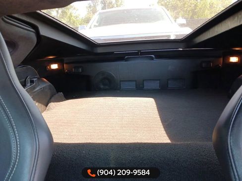 Used 2017 Chevrolet Corvette Stingray Coupe w/ 3LT Preferred Equipment Group image 4