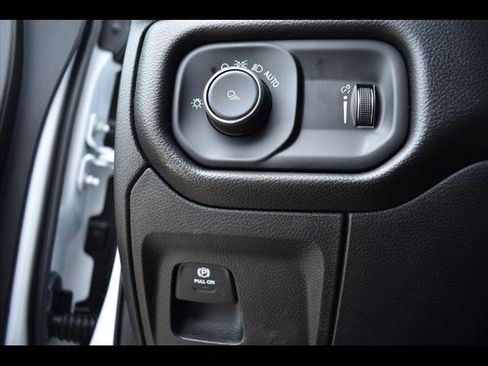 Used 2025 RAM 1500 Tradesman image 21