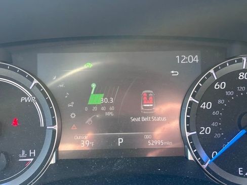 Used 2023 Toyota Highlander XLE image 14