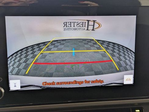 Used 2025 Toyota Camry SE image 20