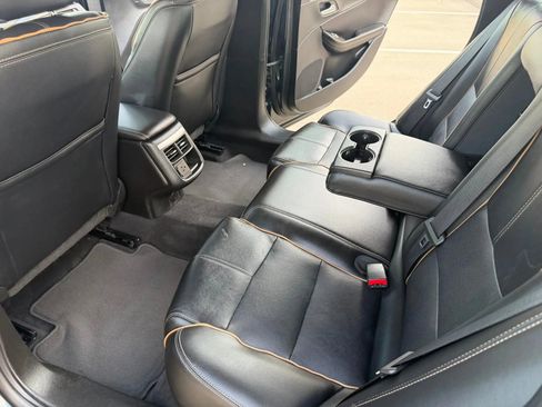 Used 2018 Chevrolet Impala Premier FWD image 16