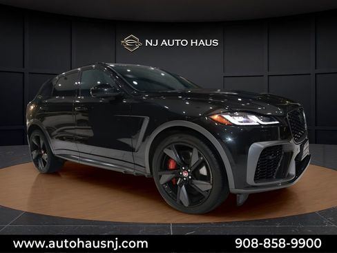 Used 2021 Jaguar F-PACE SVR image 1