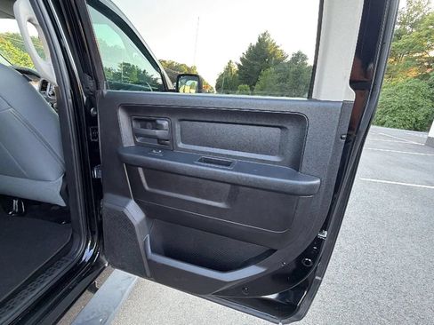 Used 2015 RAM 1500 Express AWD/4WD image 44