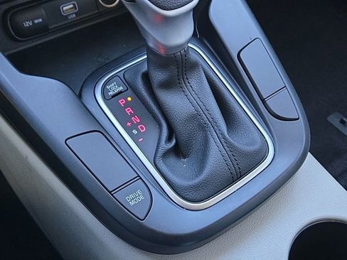 Used 2022 Kia Soul LX w/ Technology Package image 27