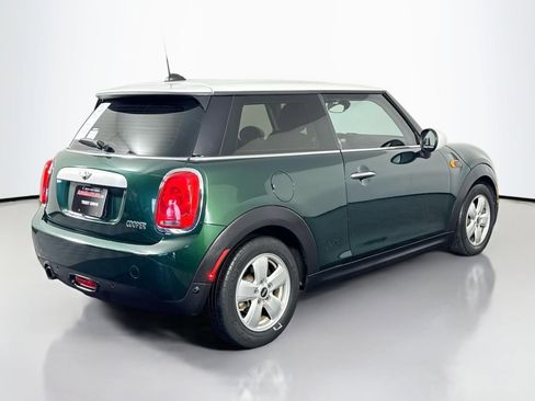 Used 2015 MINI Cooper 2-Door Hardtop image 5