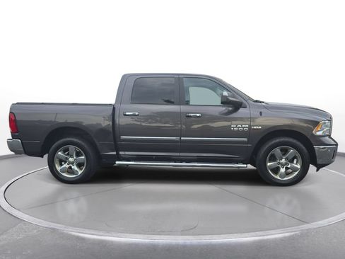 Used 2017 RAM 1500 Big Horn AWD/4WD image 4