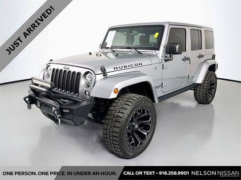 Used 2017 Jeep Wrangler Unlimited Rubicon w/ Connectivity Group AWD/4WD image 1