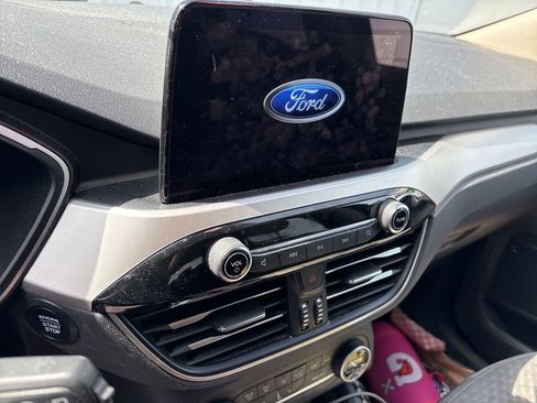 Used 2020 Ford Escape SE AWD/4WD image 14