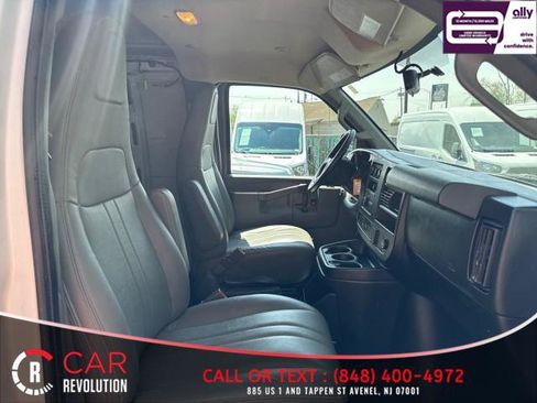 Used 2020 Chevrolet Express 2500 w/ Driver Convenience Package RWD image 10