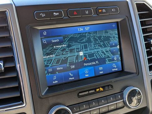 Used 2021 Ford Expedition XLT image 23