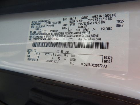 Used 2018 Ford Transit 350 XL image 29