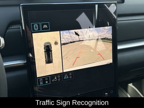 New 2026 GMC Terrain Elevation w/ Black Edition FWD image 16